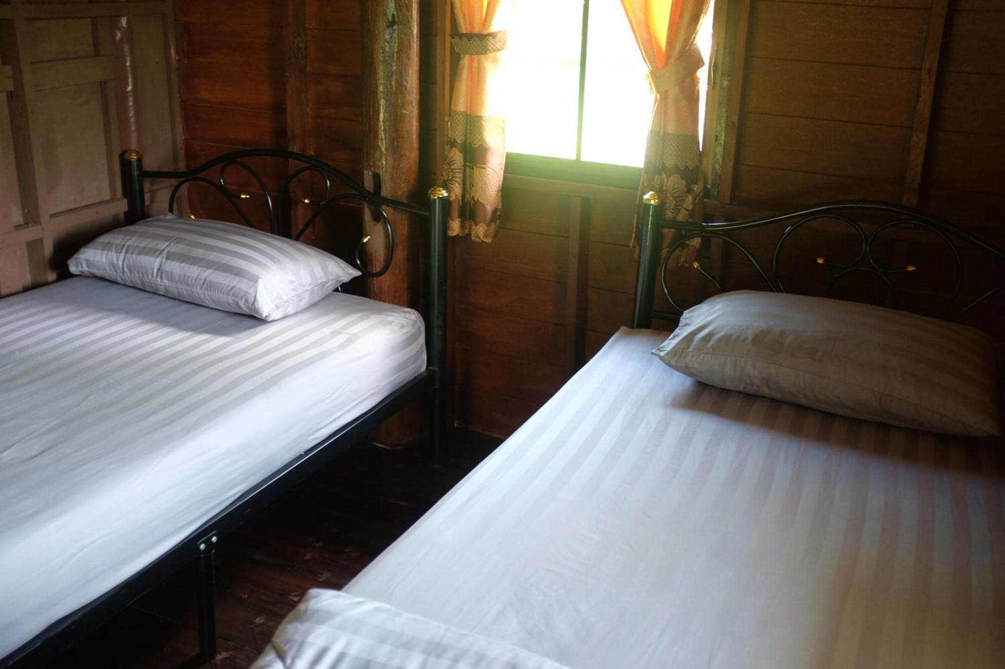 Appartement Rai Boonsom à Phrao Chambre photo