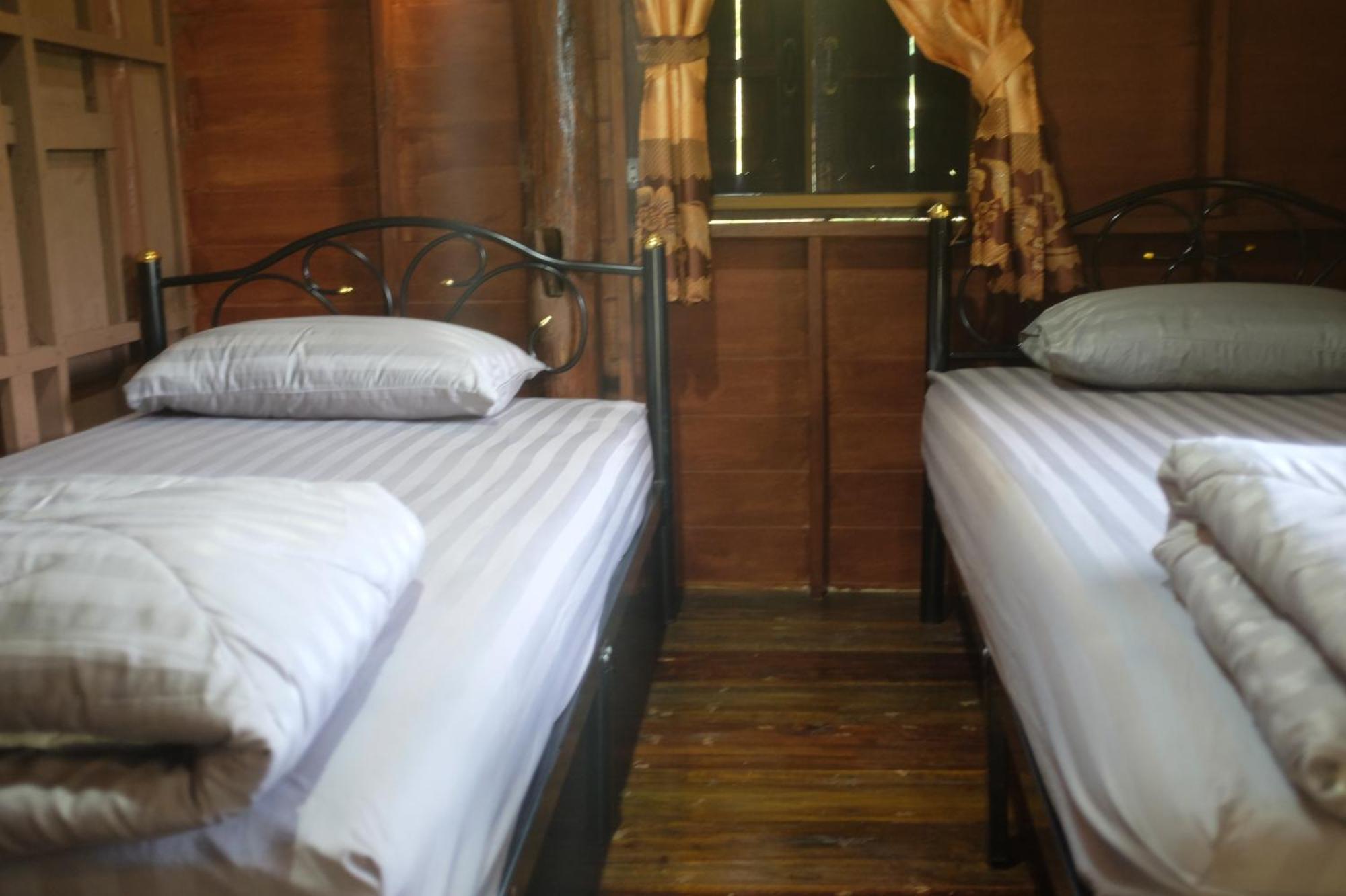 Appartement Rai Boonsom à Phrao Chambre photo