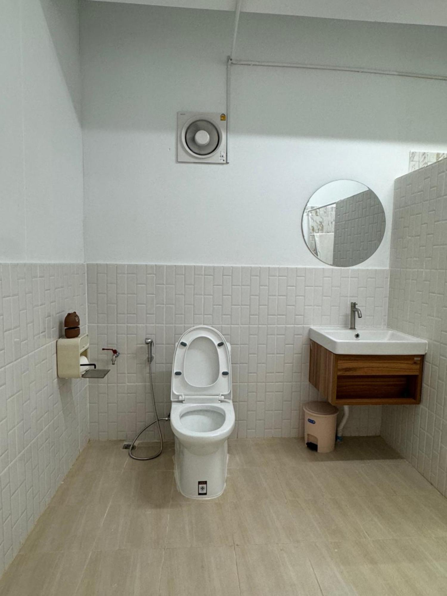 Appartement Rai Boonsom à Phrao Extérieur photo
